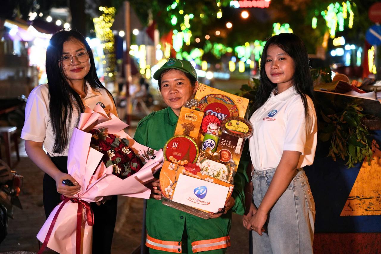 Biểu tượng mạng xã hội VMAX